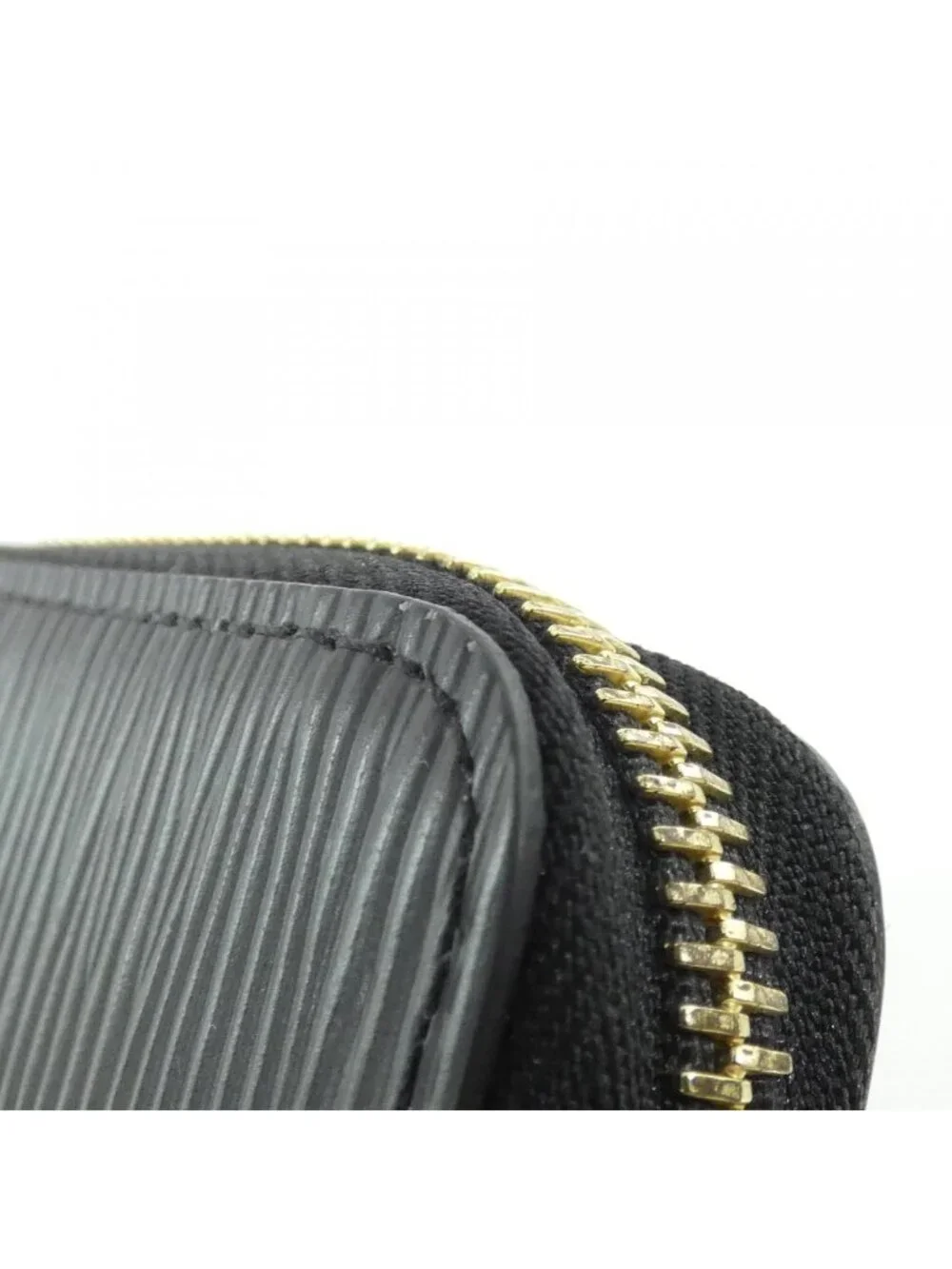 Louis Vuitton Epi Zippy Wallet